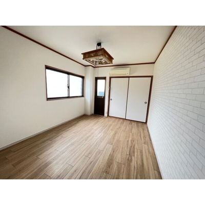 【寝室】 | ヴィランディ