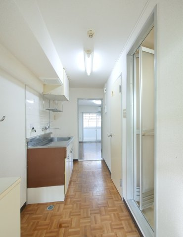 竹田レジデンスAのキッチン|※写真は別の部屋のものです。