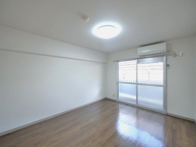 竹田レジデンスAの居間・リビング|※写真は別の部屋のものです。