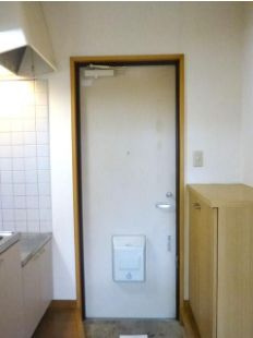 練馬区中村北４丁目のアパートの玄関|玄関