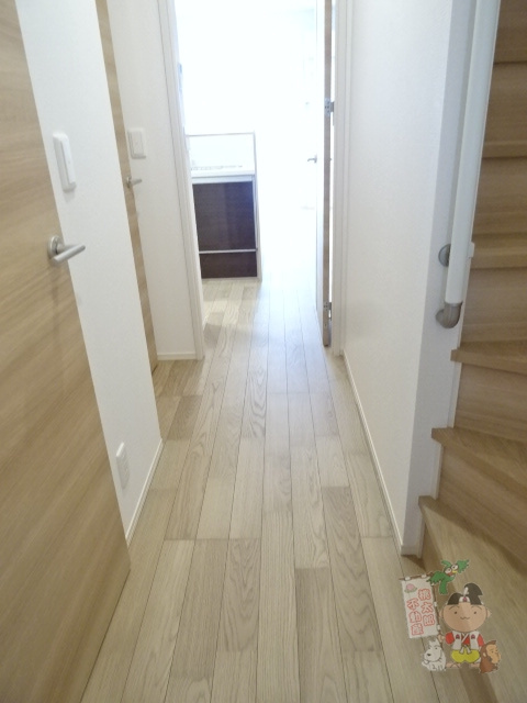 メゾンドシャルムの玄関