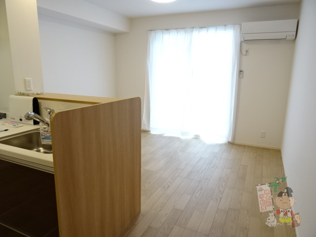 メゾンドシャルムの居間・リビング