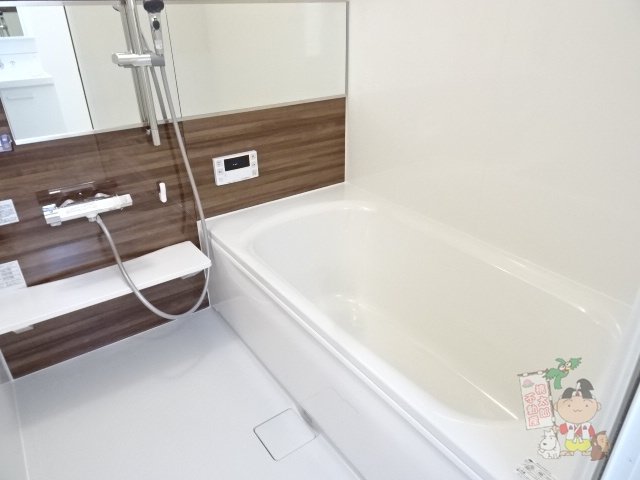 メゾンドシャルムの浴室