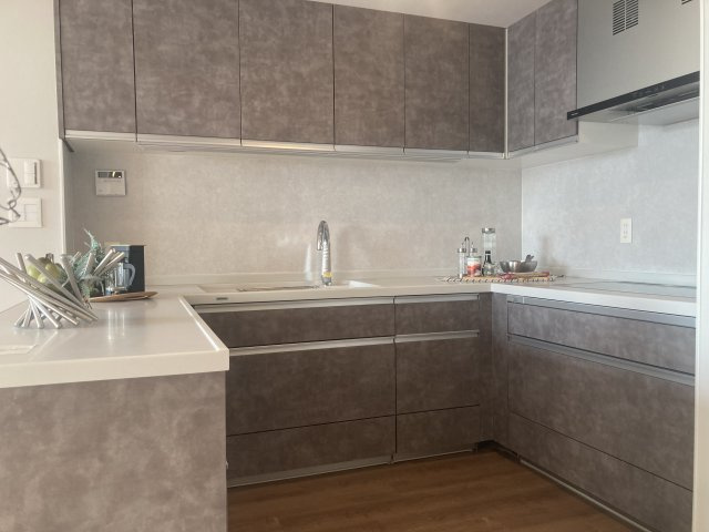 東京ツインパークス LEFT WING マンションのキッチン|キッチンです