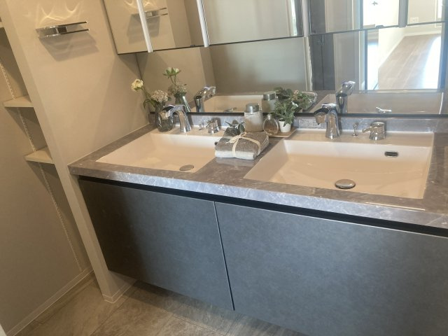 東京ツインパークス LEFT WING マンションのキッチン|キッチンでお料理をお楽しみください