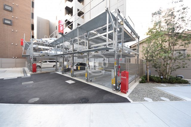 グランドメゾン上町台レジデンスタワーの駐車場|グランドメゾン上町台レジデンスタワー　駐車場