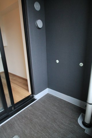 【バルコニー】