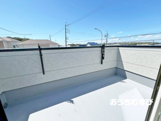 春日井市藤山台5丁目第1期(全2棟)の前面道路含む現地写真