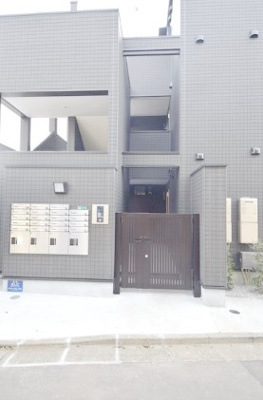 【エントランス】 | マーレ明大前