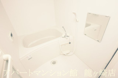 【浴室】 | レオネクストエスポワール愛戸