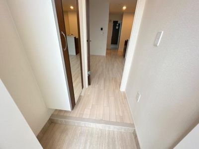 【玄関】 | ストレリチア | 玄関