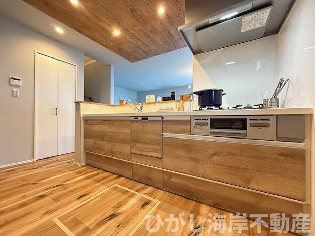 茅ヶ崎市柳島1丁目　新築未入居戸建　全12区画のキッチン|キッチンスペース