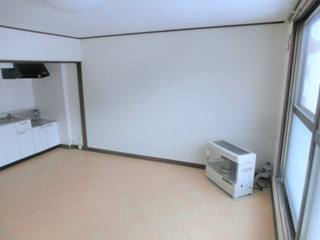 コーポ富士の居間・リビング