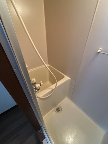 コート澄川Bの浴室