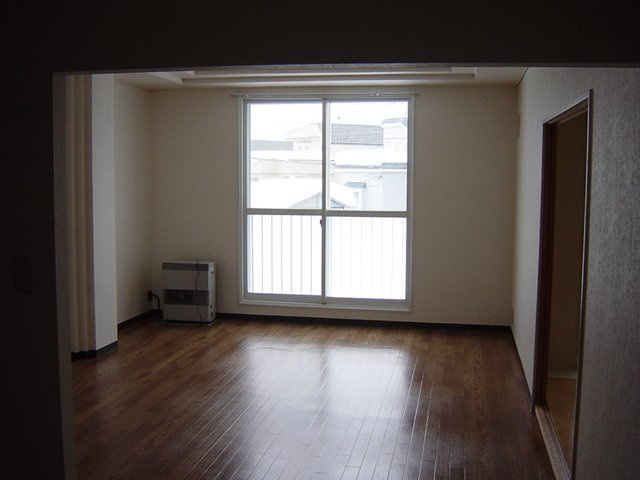 ハイツユートピアの居間・リビング|リビング