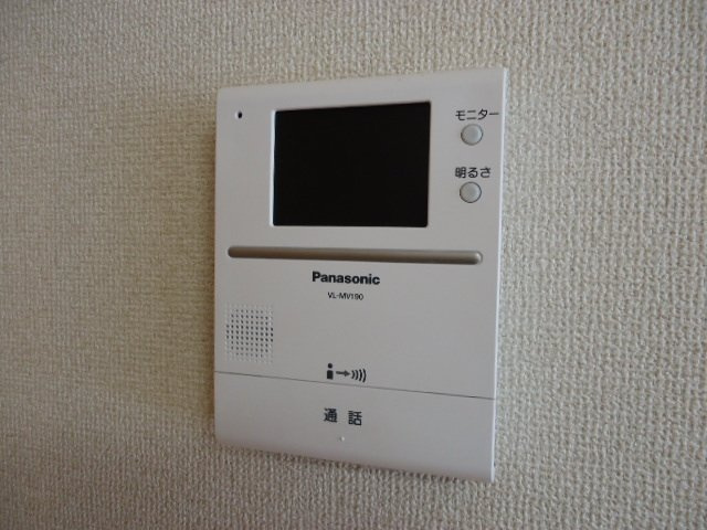 グラシアールの内装|カメラ付インターホン