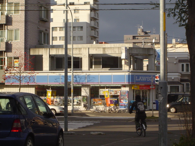 Ｉ・ＧＲＡＣＥ２２の周辺|ローソン（コンビニ）まで510ｍ