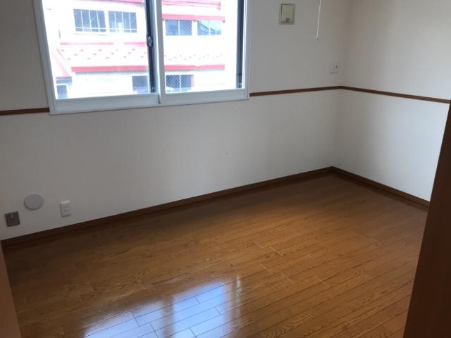 グランドール瑞穂の内装|洋室