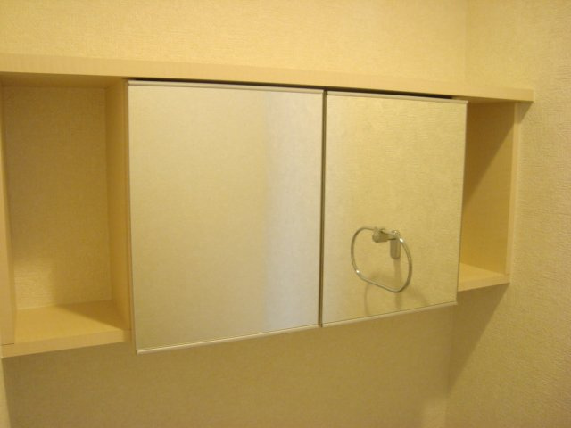 ロジェ福住の収納|トイレ収納