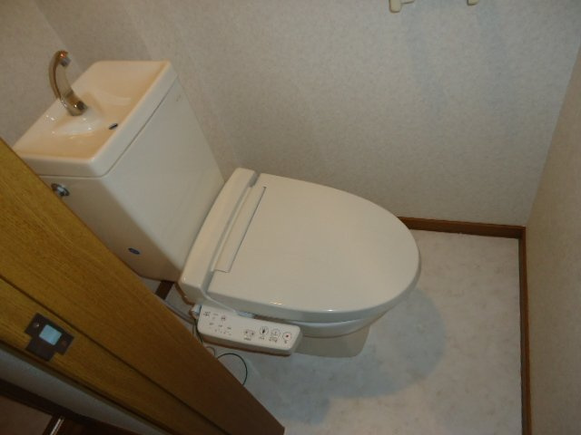 ジュノンのトイレ|シャワー付トイレ