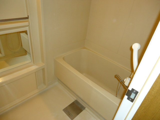 ジュノンの浴室|バス