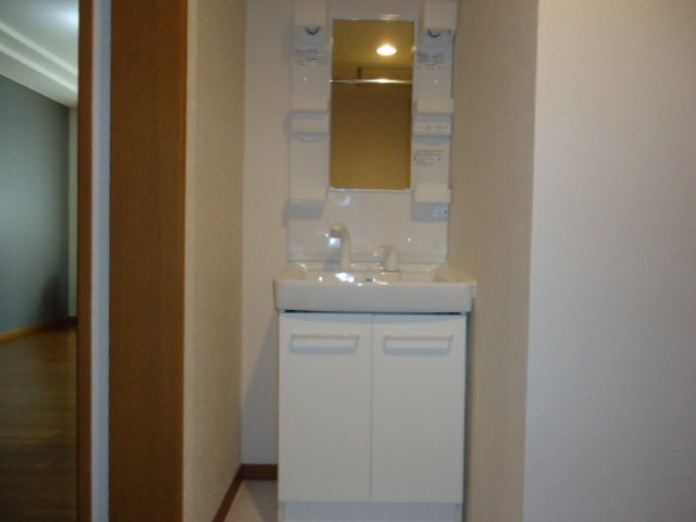 ジュノンの洗面所|洗髪洗面化粧台