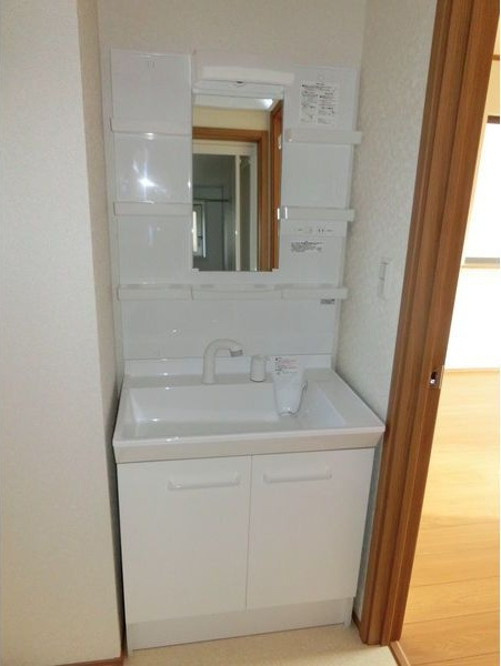 ヴェリエの独立洗面台