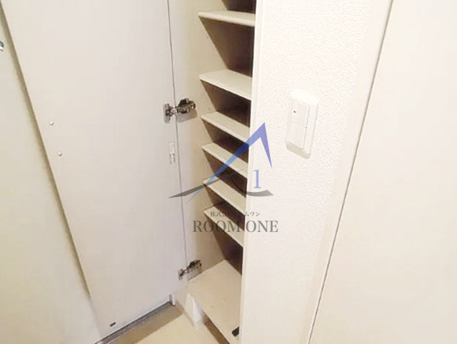 ＭＯＭＡの内装