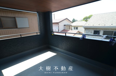 【バルコニー】 | 海老名市国分寺台5丁目  新築戸建て　全1棟【仲介手数料無料】