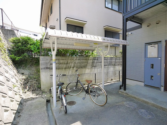 パーシモン東生駒のその他共用部分|駐輪場