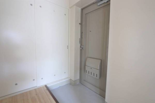 ビレッジハウス新川3号棟の玄関|ビレッジハウスの同一物件・同一タイプの間取りの写真です