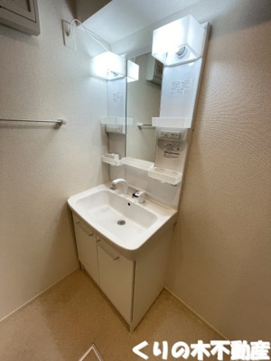 【洗面所】 | グランディール本町Ａ | 脱衣スペースもあります