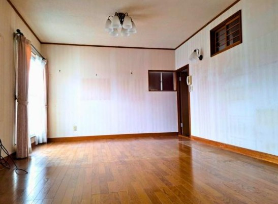 【中古】川越笠幡中古住宅の洋室|スタンダードな洋室です