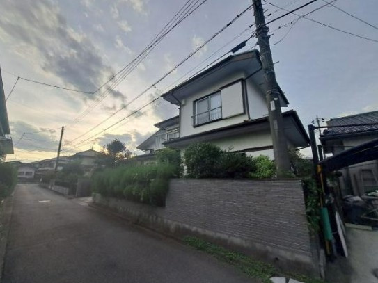 【中古】川越笠幡中古住宅の前面道路含む現地写真|前面道路含む現地写真です