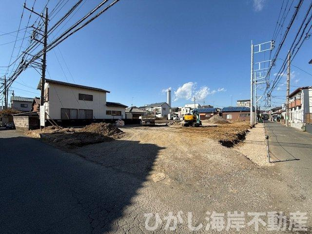 茅ヶ崎市萩園　売地　全６区画の前面道路含む現地写真|現地外観