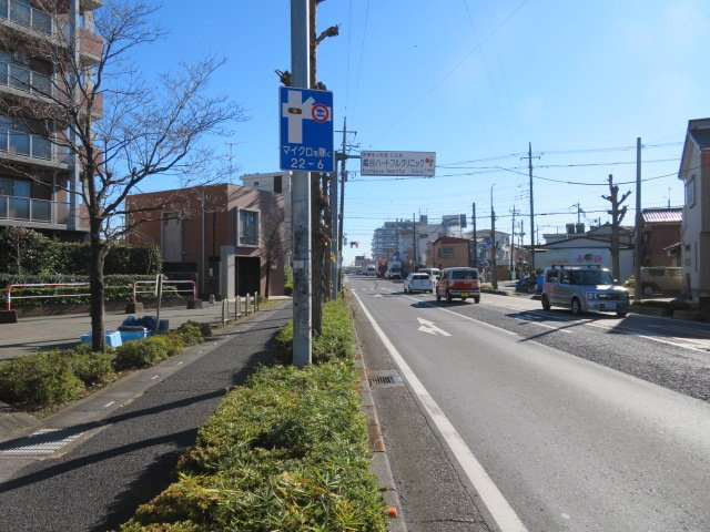 越谷市蒲生３丁目のビル