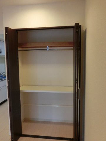 大阪市中央区南船場１丁目の賃貸マンションの収納