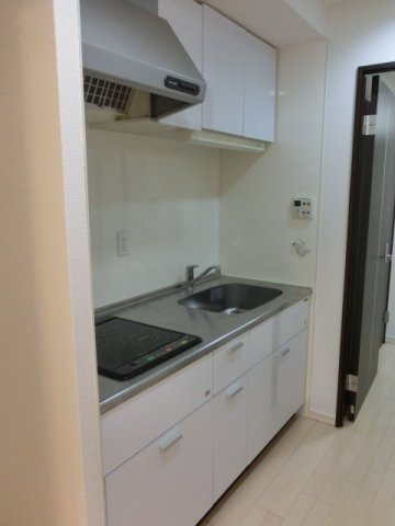 大阪市中央区南船場１丁目の賃貸マンションのキッチン