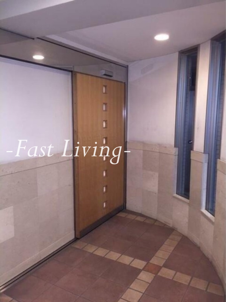 KDXレジデンス早稲田鶴巻のロビー