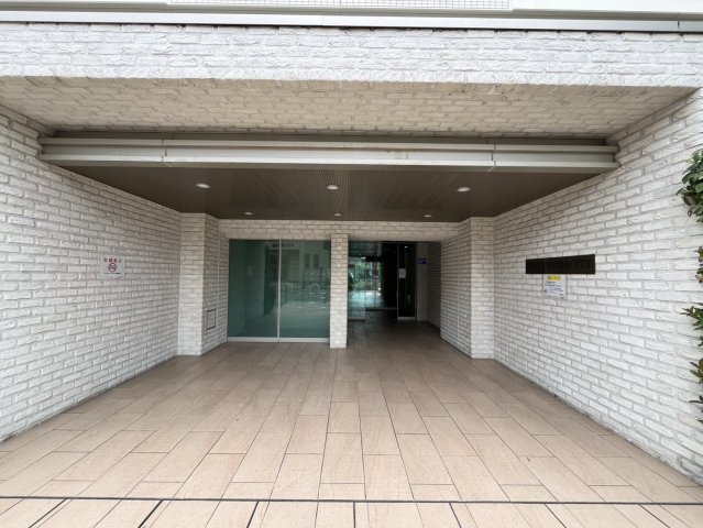 ザ・ヴァンデュールシティのエントランス|■物件内覧・資金計画相談・住宅ローン相談、リフォーム相談、お問合せ受付中■
※当日・翌日のご内覧、ご相談はお電話でのお問合せがスムーズです！