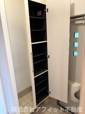 【玄関】 | アイリス | シューズボックス付き