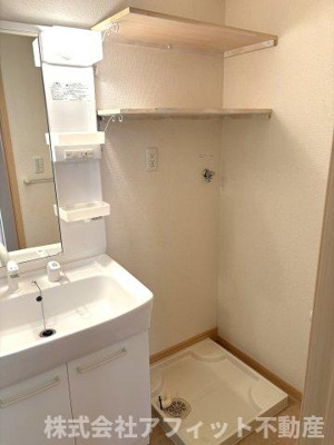 【その他】 | アイリス | 室内洗濯機置場