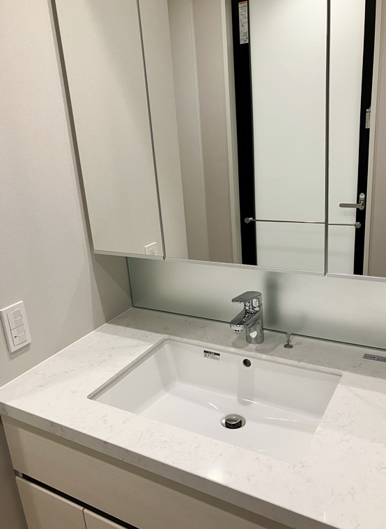 麻布台ヒルズレジデンスＢの洗面所|広い洗面スペース