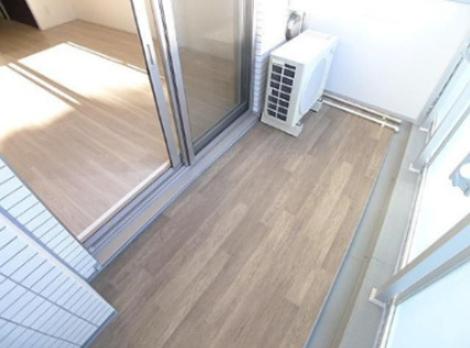 ジーベック両国のバルコニー