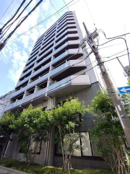 ジーベック両国の外観