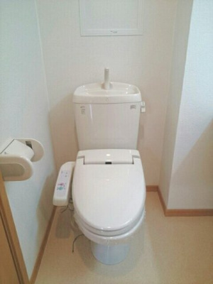 【トイレ】 | フレスクーラブリッサ | シンプルで使いやすいトイレです