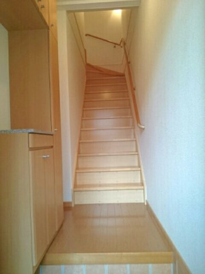 【玄関】 | ＨｏｐｅＨｉｌｌ山之上Ⅰ | 落ち着いた玄関です