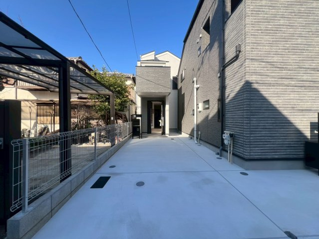 【外観パース】 | 練馬区高野台３丁目　新築戸建て　A号棟 | シンプルで洗練された外観デザインが住まいの上質さを際立てます