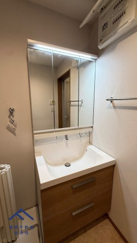 早良区昭代２丁目　戸建ての独立洗面台