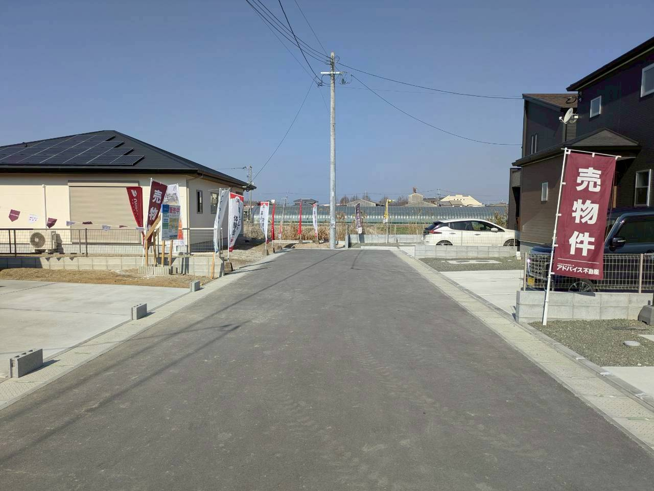 大川市大字三丸の新築一戸建の前面道路含む現地写真